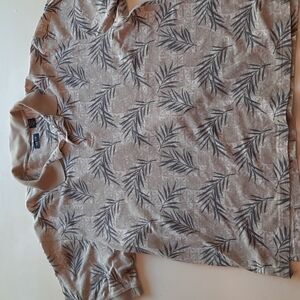 Izod XXL tan gray leaf print polo shirt